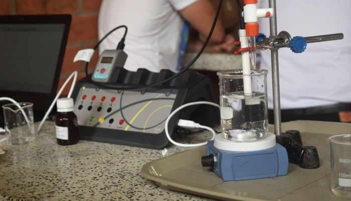  Nuevos Equipos para los Laboratorios 