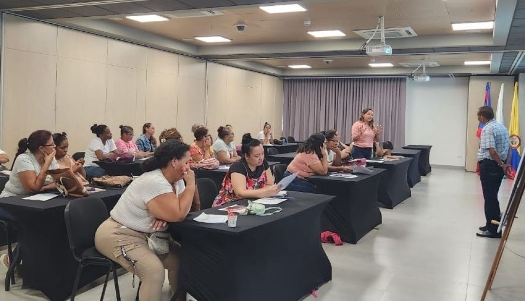 Fundemicromag inició formación empresarial a mujeres emprendedoras del Proyecto A.L.M.A.S