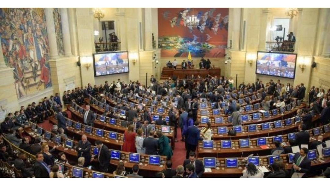 Imagen de “Al congresista que no llegue se le descontará ese día de trabajo”: Cámara impone sanción salarial