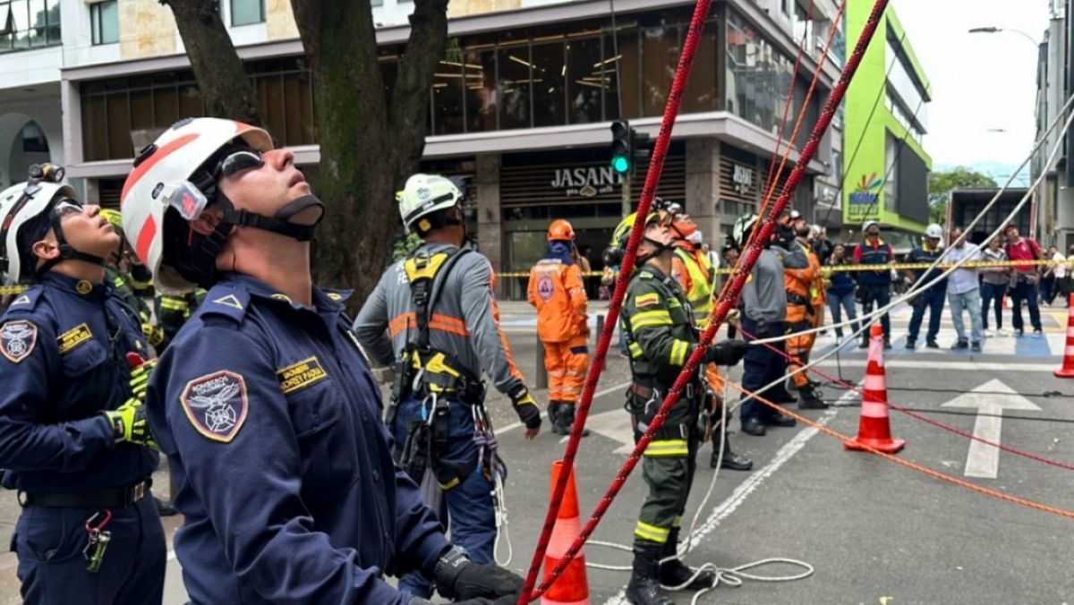Simulacro de rescate seguro en alturas, mostró la capacidad operativa de los organismos de socorro de Pereira