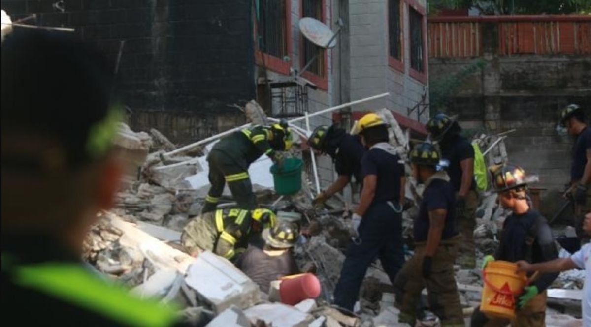 Colapso de edificio en Barranquilla deja una víctima fatal y cuatro niños rescatados