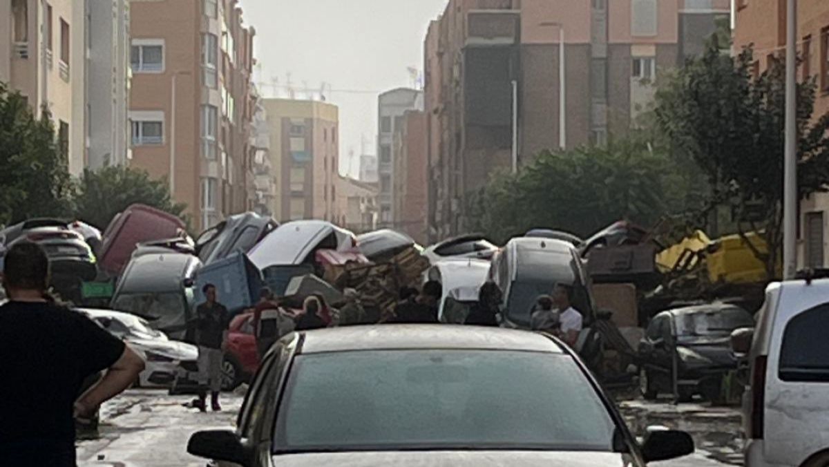 Mas de cien muertos entre ellos un colombiano por Dana en Valencia