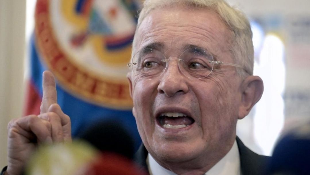 Imagen de Tribunal Superior de Bogotá niega suspensión de prisión domiciliaria a Álvaro Uribe Vélez